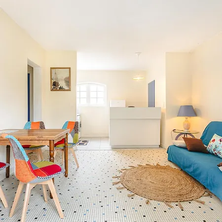 Oda ve Kahvaltı Longere Proche Et Foret 2*