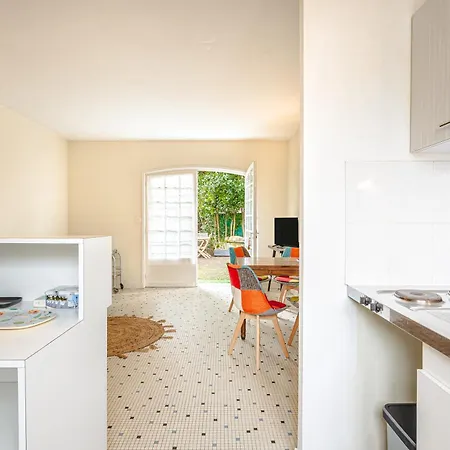 Longere Proche Et Foret 住宿加早餐酒店 3*