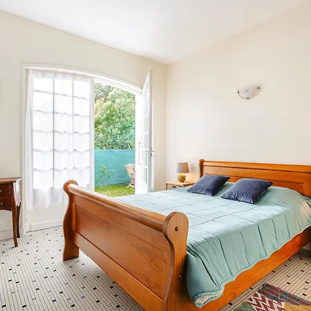 Bed & Breakfast Longère Proche Et Forêt 2*