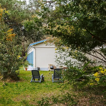 Longère Proche Et Forêt Bed & Breakfast