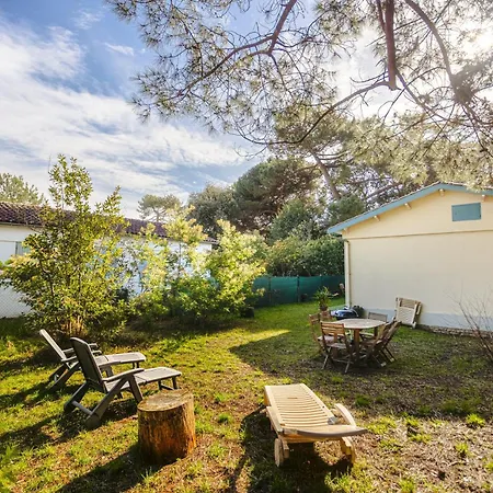 Longere Proche Et Foret Bed & Breakfast 3*